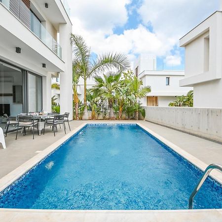 By The Beach Villa 12 普罗塔拉斯 外观 照片