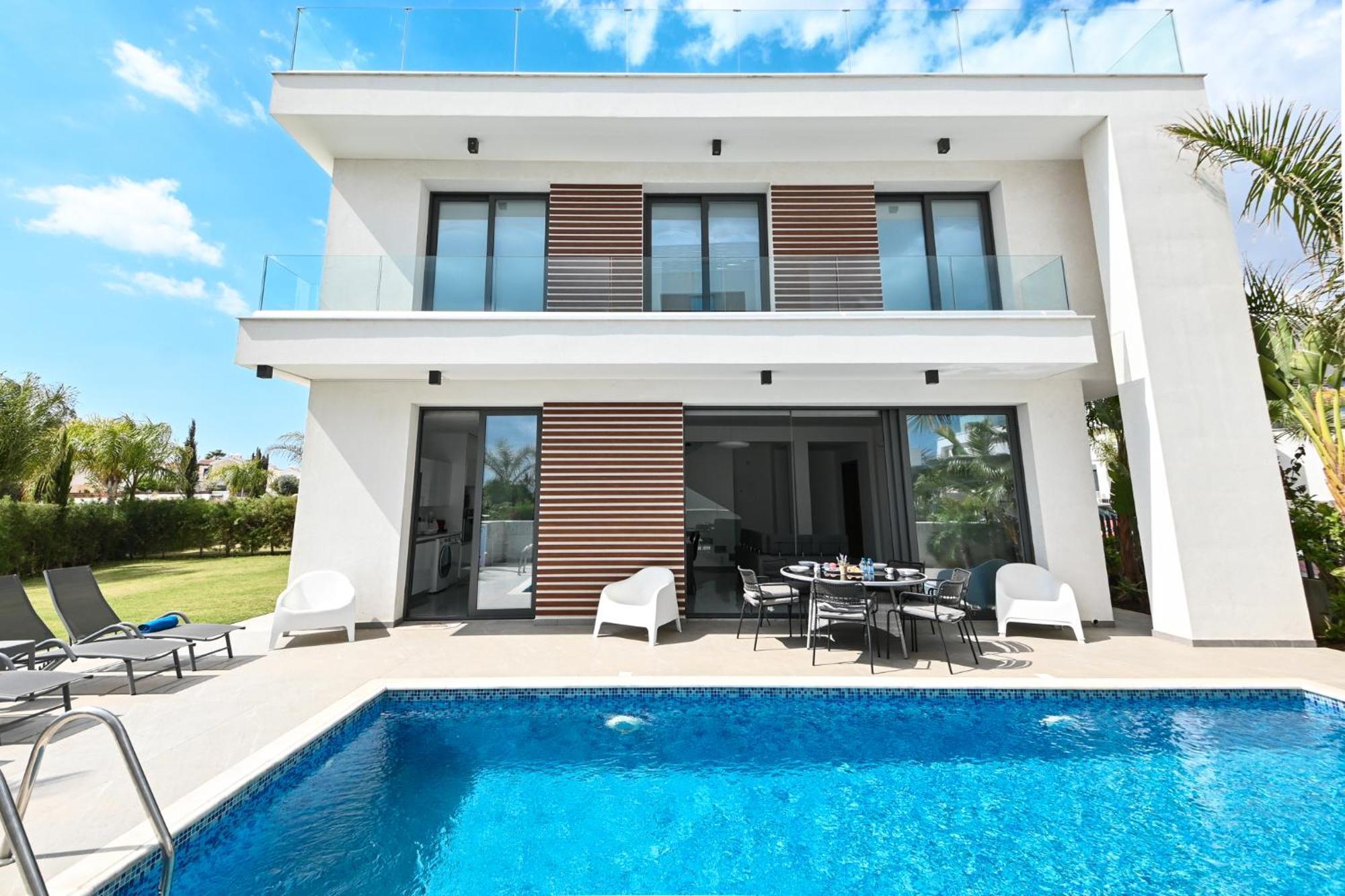 By The Beach Villa 12 普罗塔拉斯 外观 照片