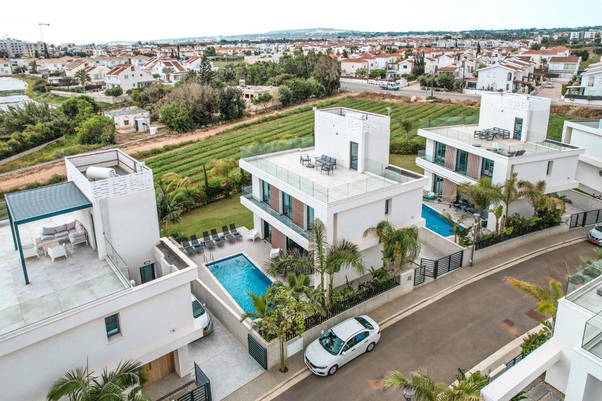 By The Beach Villa 12 普罗塔拉斯 外观 照片