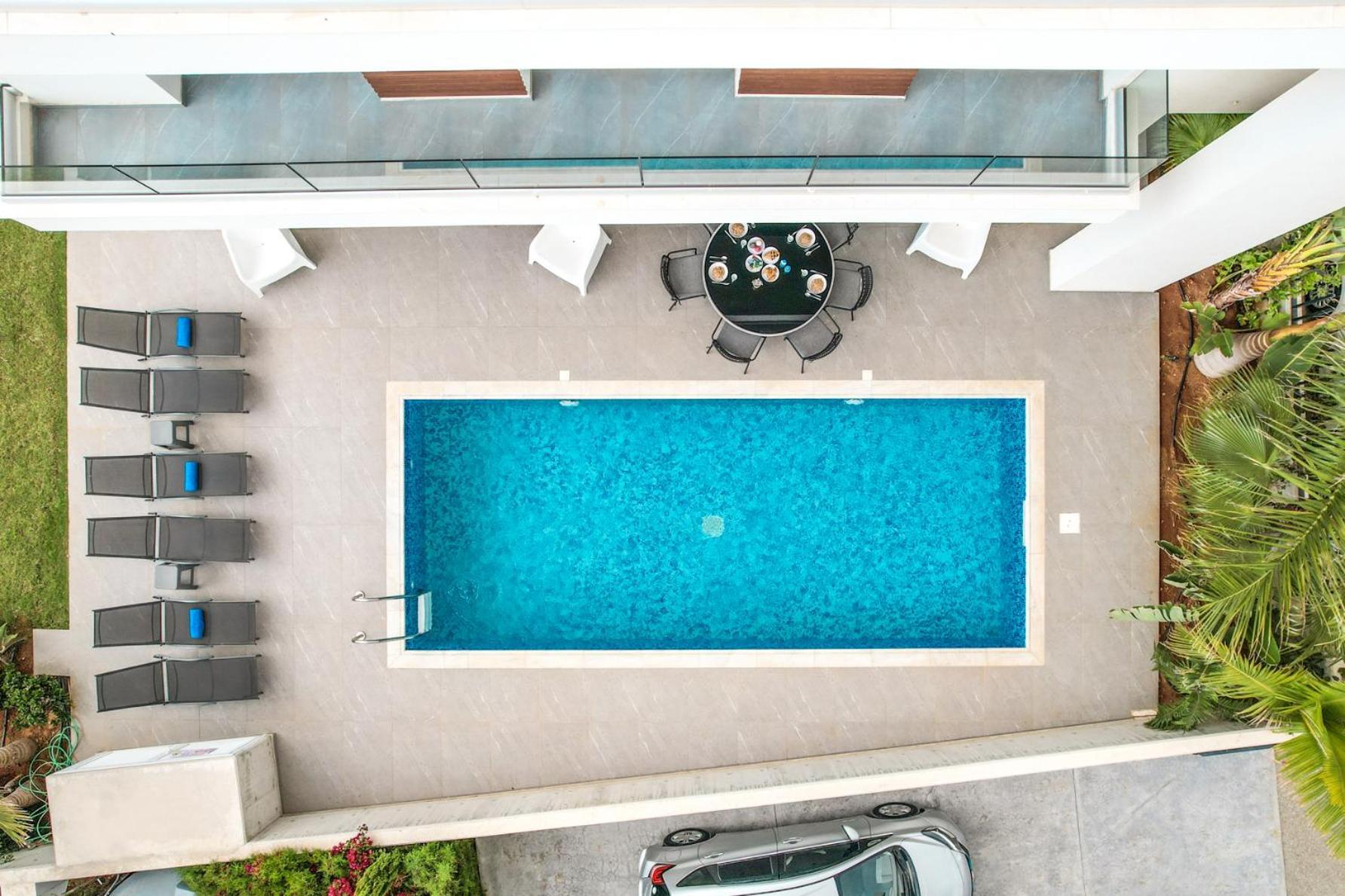 By The Beach Villa 12 普罗塔拉斯 外观 照片