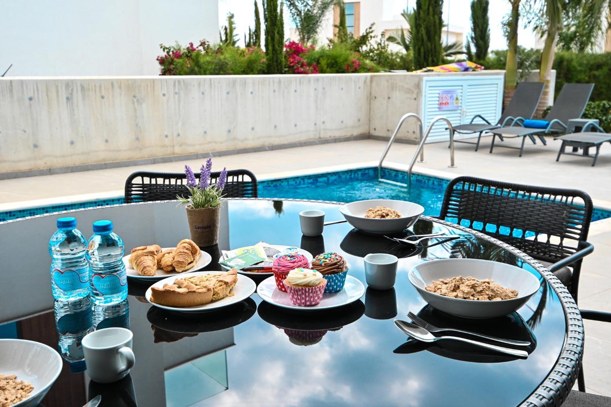 By The Beach Villa 12 普罗塔拉斯 外观 照片