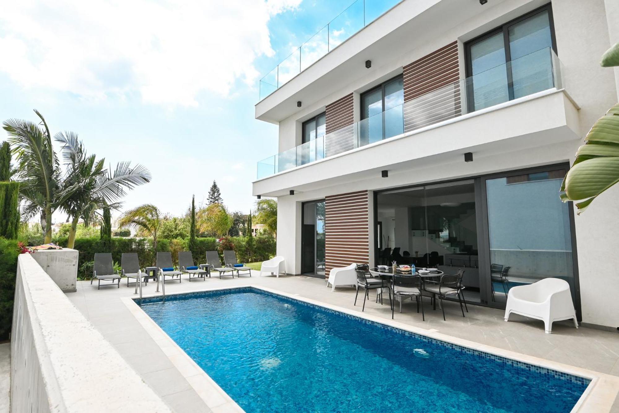 By The Beach Villa 12 普罗塔拉斯 外观 照片