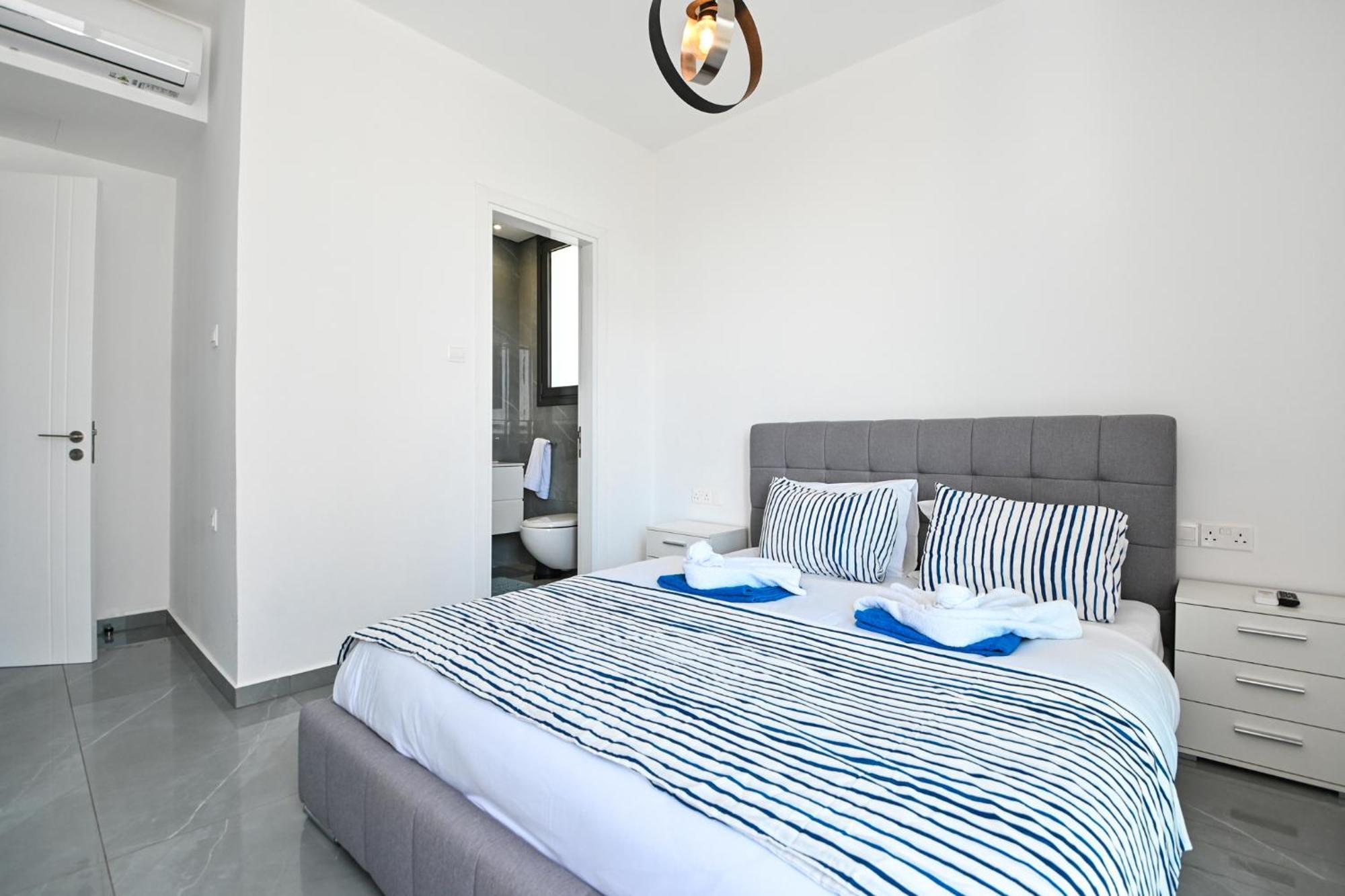 By The Beach Villa 12 普罗塔拉斯 外观 照片