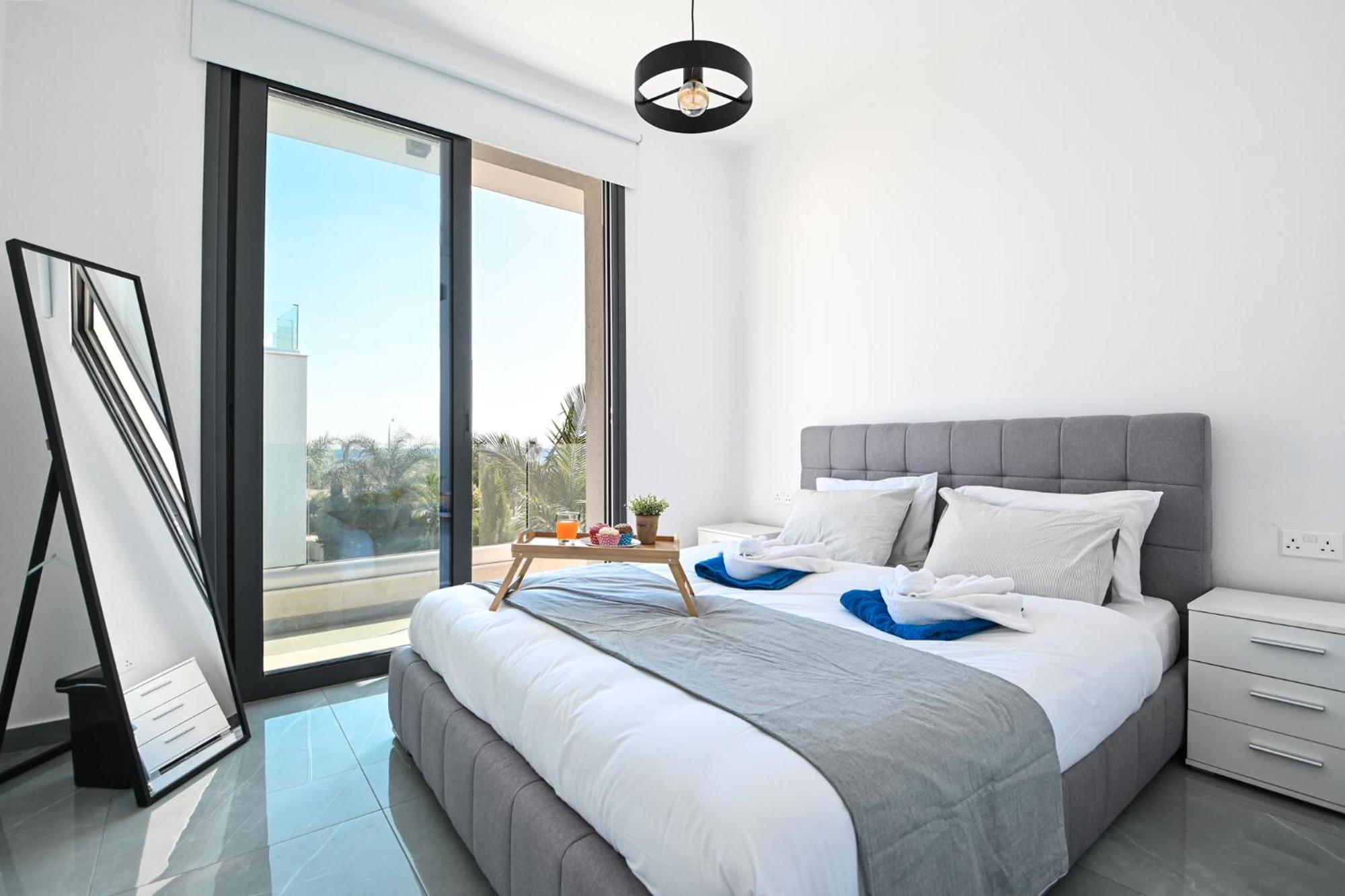 By The Beach Villa 12 普罗塔拉斯 外观 照片